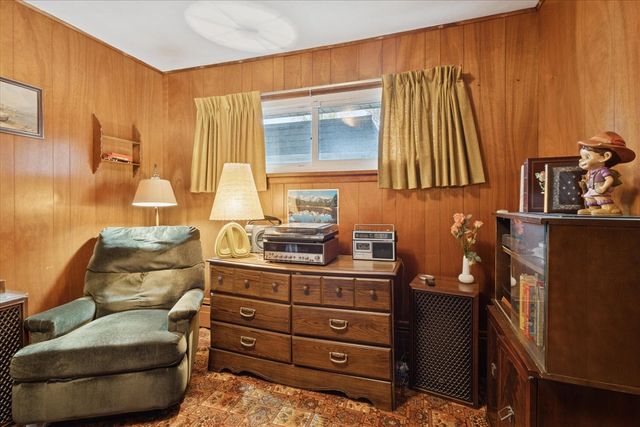 2016 Lake Street, Holland, MI 49424