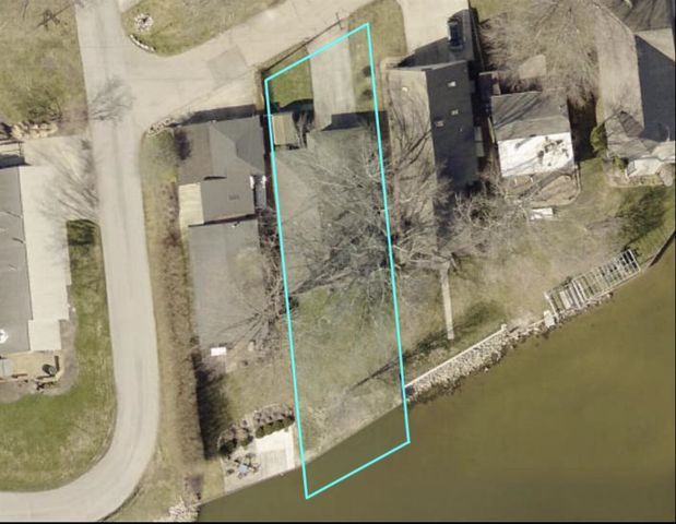 2016 Lake Street, Holland, MI 49424