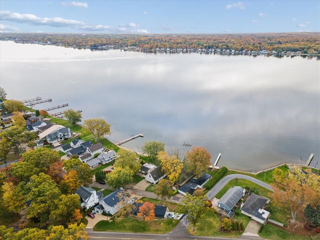 2016 Lake Street, Holland, MI 49424