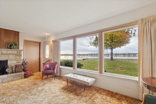 2016 Lake Street, Holland, MI 49424