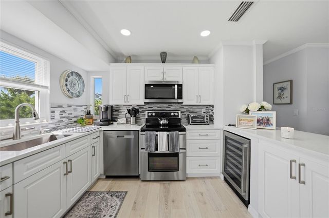 1120 SE 23RD TERRACE, Cape Coral, FL 33990