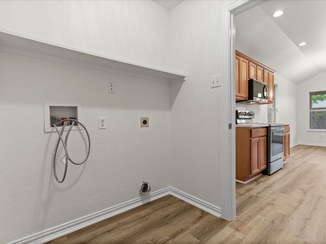 4524 Grassy Glen Drive, Fort Worth, TX 76244