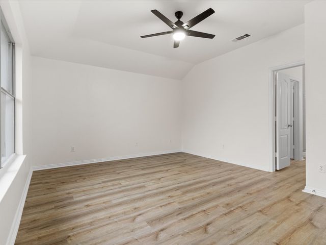 4524 Grassy Glen Drive, Fort Worth, TX 76244