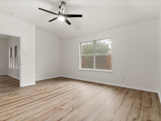 4524 Grassy Glen Drive, Fort Worth, TX 76244