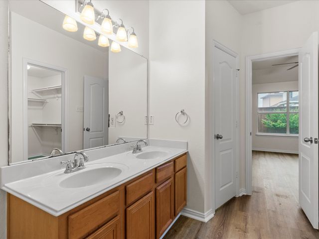 4524 Grassy Glen Drive, Fort Worth, TX 76244