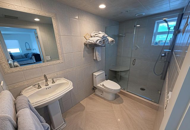 2909 S Ocean Boulevard 6a3, Highland Beach, FL 33487