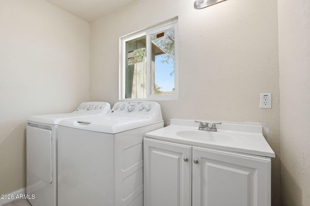 307 N D Street, Eloy, AZ 85131