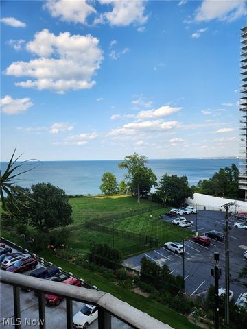 12900 Lake Avenue 707, Lakewood, OH 44107