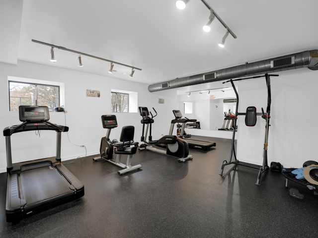 4537 S Drexel Boulevard 503, Chicago, IL 60653