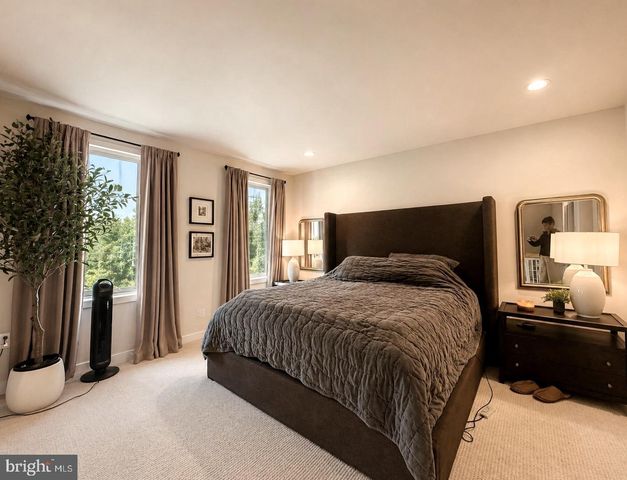 174 MAHOGANY LN, King Of Prussia, PA 19406