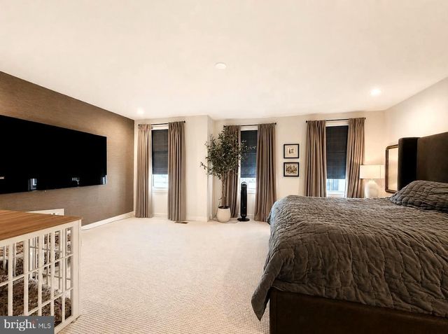 174 MAHOGANY LN, King Of Prussia, PA 19406