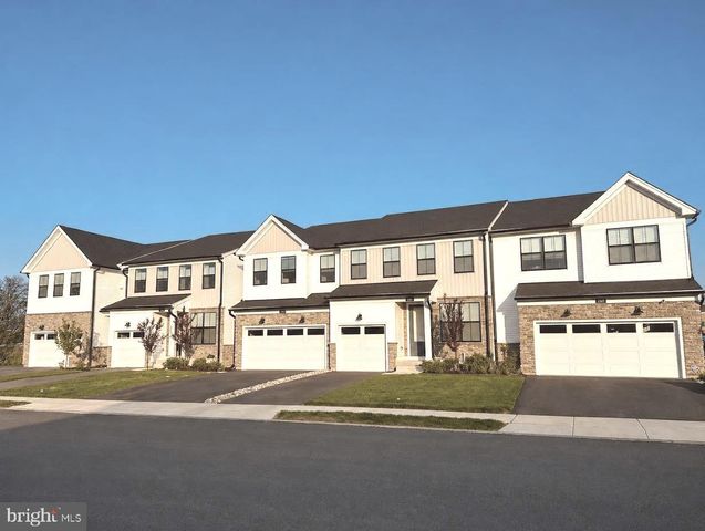 174 MAHOGANY LN, King Of Prussia, PA 19406