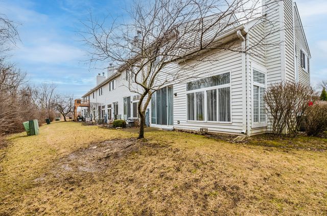 8257 Ripple Ridge, Darien, IL 60561