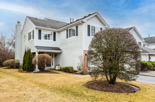 8257 Ripple Ridge, Darien, IL 60561