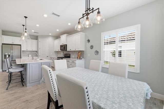 7542 Cypress Walk DR, Fort Myers, FL 33966