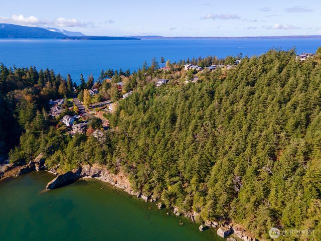 417 Arbutus Place, Bellingham, WA 98225