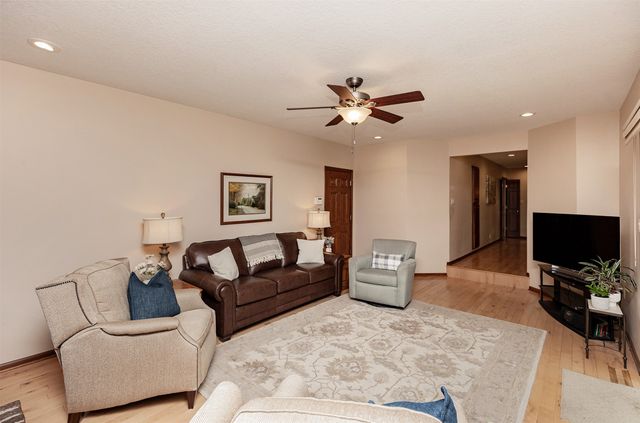 3500 Skyline Drive, Des Moines, IA 50310