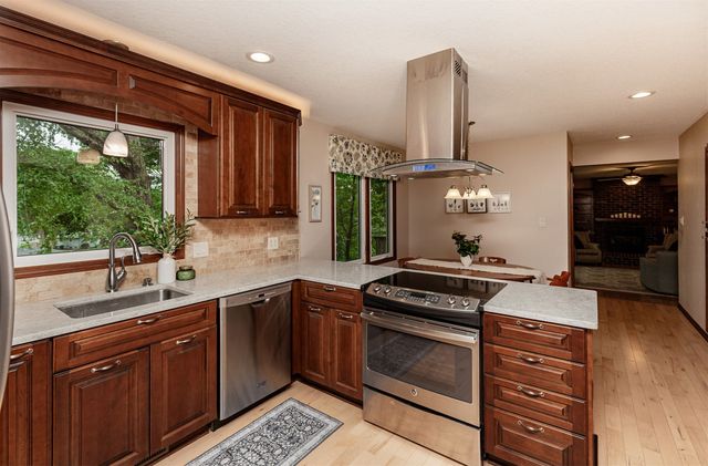 3500 Skyline Drive, Des Moines, IA 50310