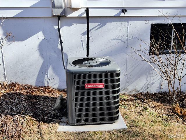 1258 Belgrove Drive, St Louis, MO 63137