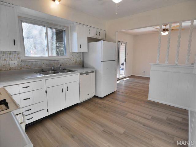 1258 Belgrove Drive, St Louis, MO 63137