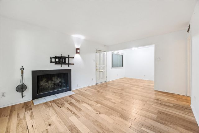 505 W 7th ST 105, Austin, TX 78701