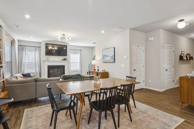 6027 Whitetail Deer Run, Mableton, GA 30126