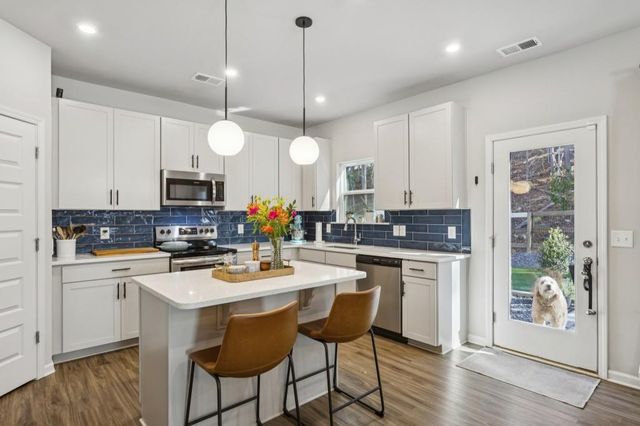 6027 Whitetail Deer Run, Mableton, GA 30126