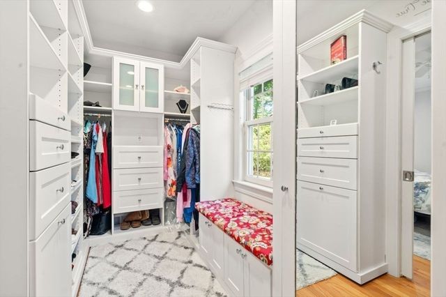 19 Druid Hill Rd, Newton, MA 02461