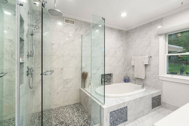 19 Druid Hill Rd, Newton, MA 02461