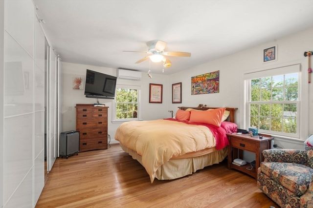 19 Druid Hill Rd, Newton, MA 02461