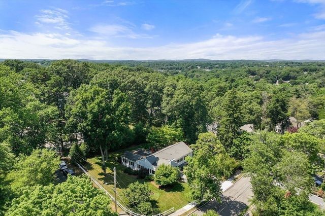 19 Druid Hill Rd, Newton, MA 02461