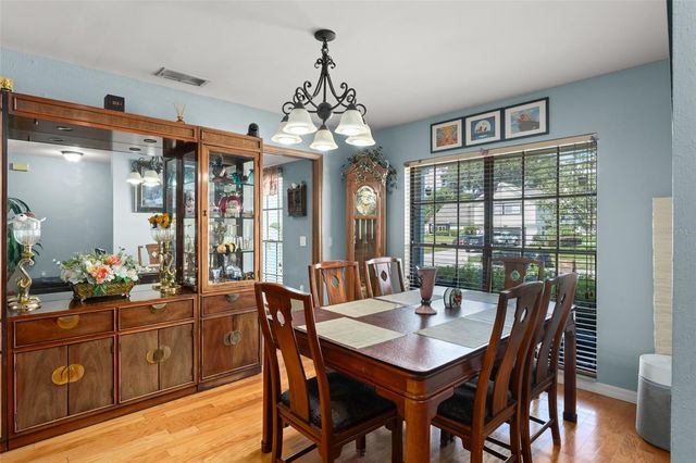1341 S RIDGE LAKE CIRCLE, Longwood, FL 32750