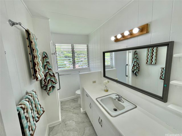 777 Ahuwale Street, Honolulu, HI 96821