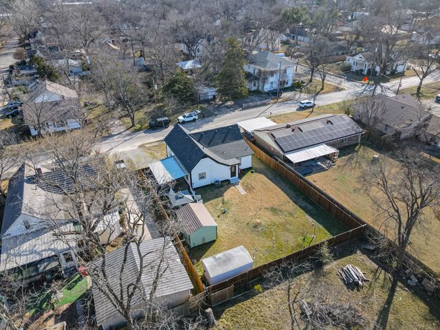 819 Beech Street, Bonham, TX 75418