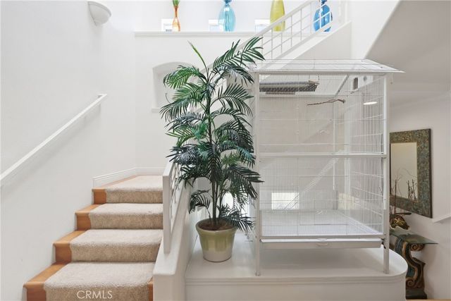 125 El Porto, Manhattan Beach, CA 90266