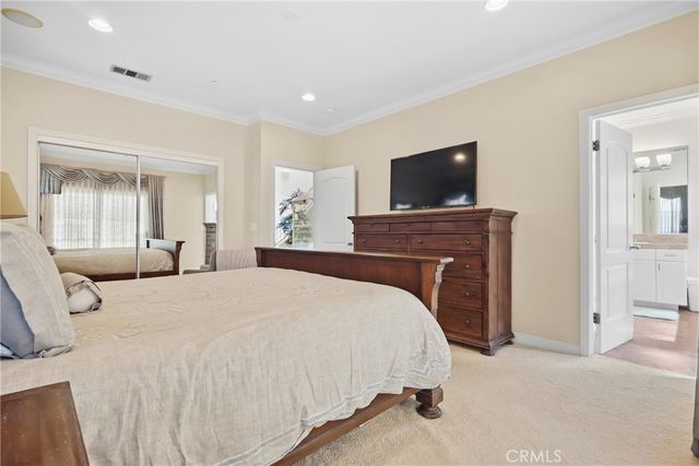 125 El Porto, Manhattan Beach, CA 90266