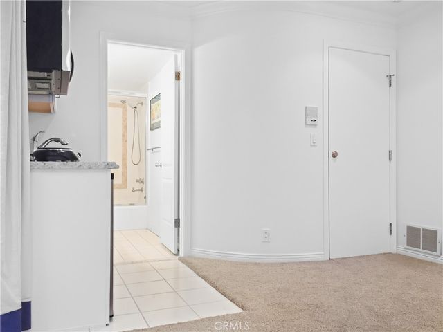 125 El Porto, Manhattan Beach, CA 90266