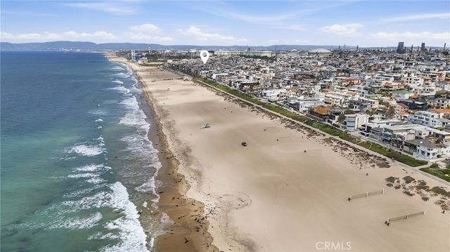 125 El Porto, Manhattan Beach, CA 90266