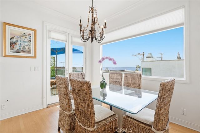 125 El Porto, Manhattan Beach, CA 90266