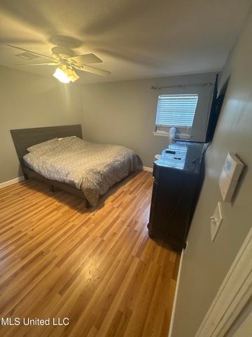 9 40th Street, Gulfport, MS 39507