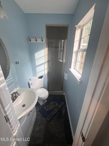 9 40th Street, Gulfport, MS 39507