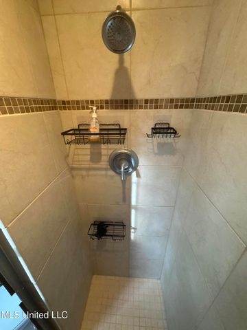 9 40th Street, Gulfport, MS 39507