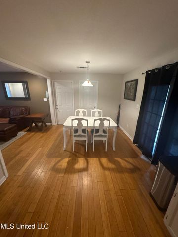 9 40th Street, Gulfport, MS 39507