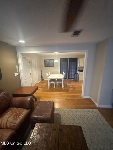 9 40th Street, Gulfport, MS 39507