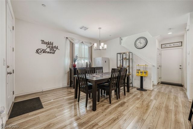 828 Grand Country Avenue, North Las Vegas, NV 89086