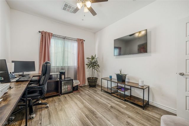 828 Grand Country Avenue, North Las Vegas, NV 89086