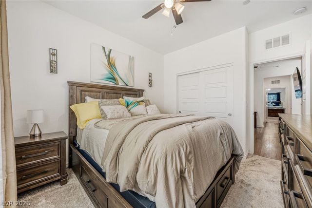 828 Grand Country Avenue, North Las Vegas, NV 89086