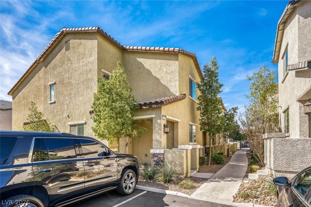 828 Grand Country Avenue, North Las Vegas, NV 89086