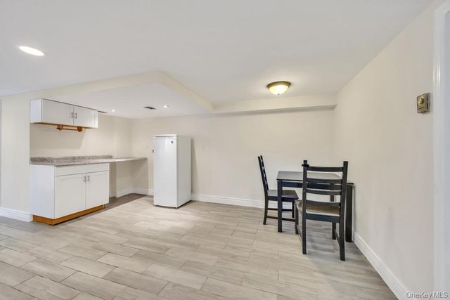 83 E End Avenue, Hicksville, NY 11801