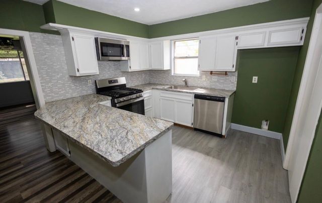 3226 Abbey Field Lane, Porter, TX 77365